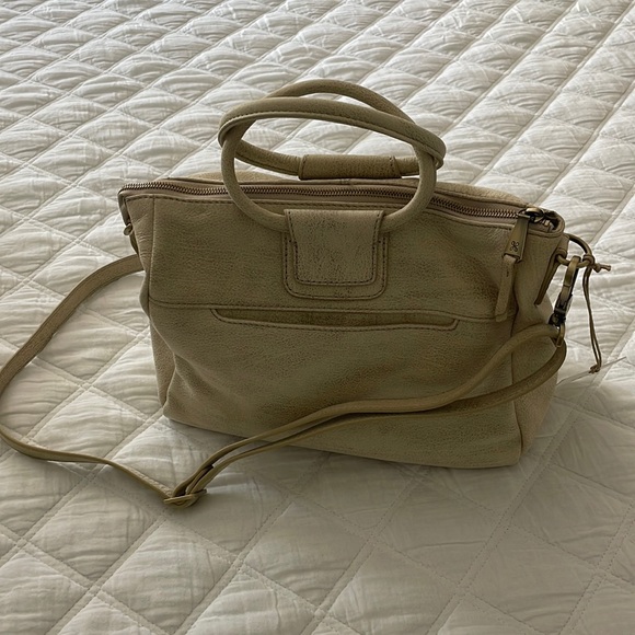 HOBO Handbags - HOBO Shelia